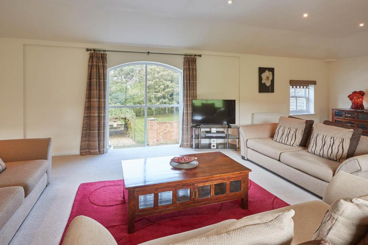 Host & Stay - Folkton Cottages スカーバラ エクステリア 写真