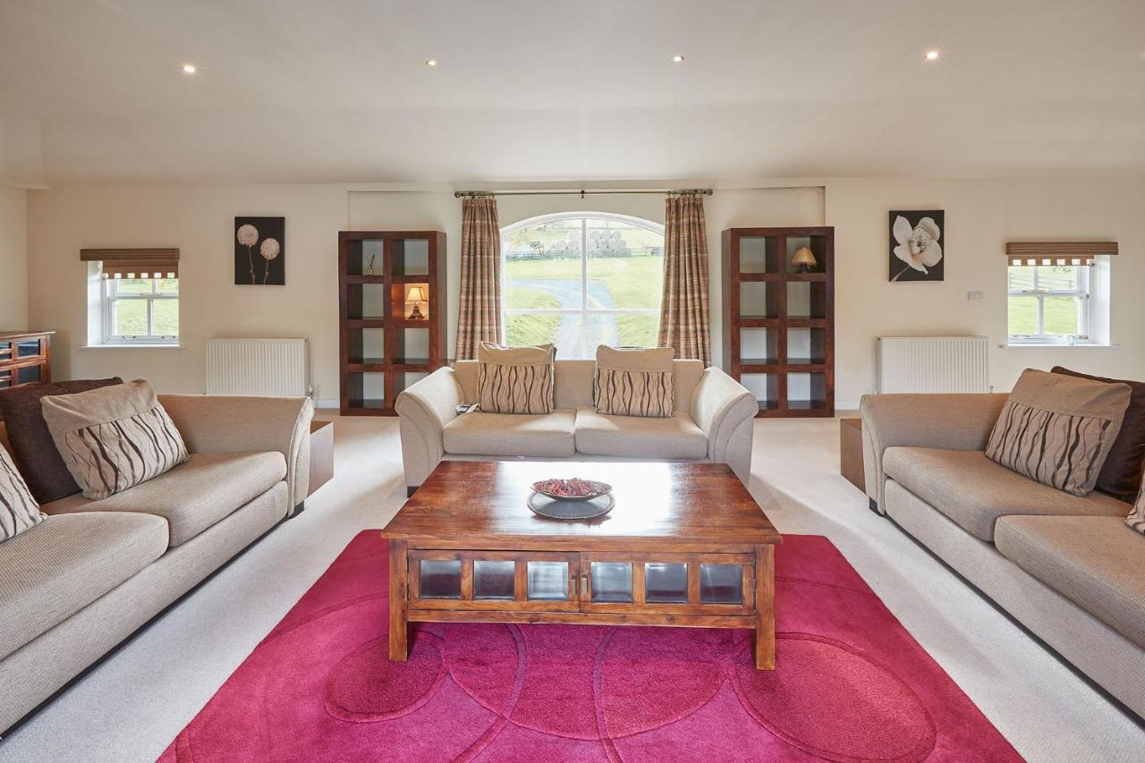 Host & Stay - Folkton Cottages スカーバラ エクステリア 写真